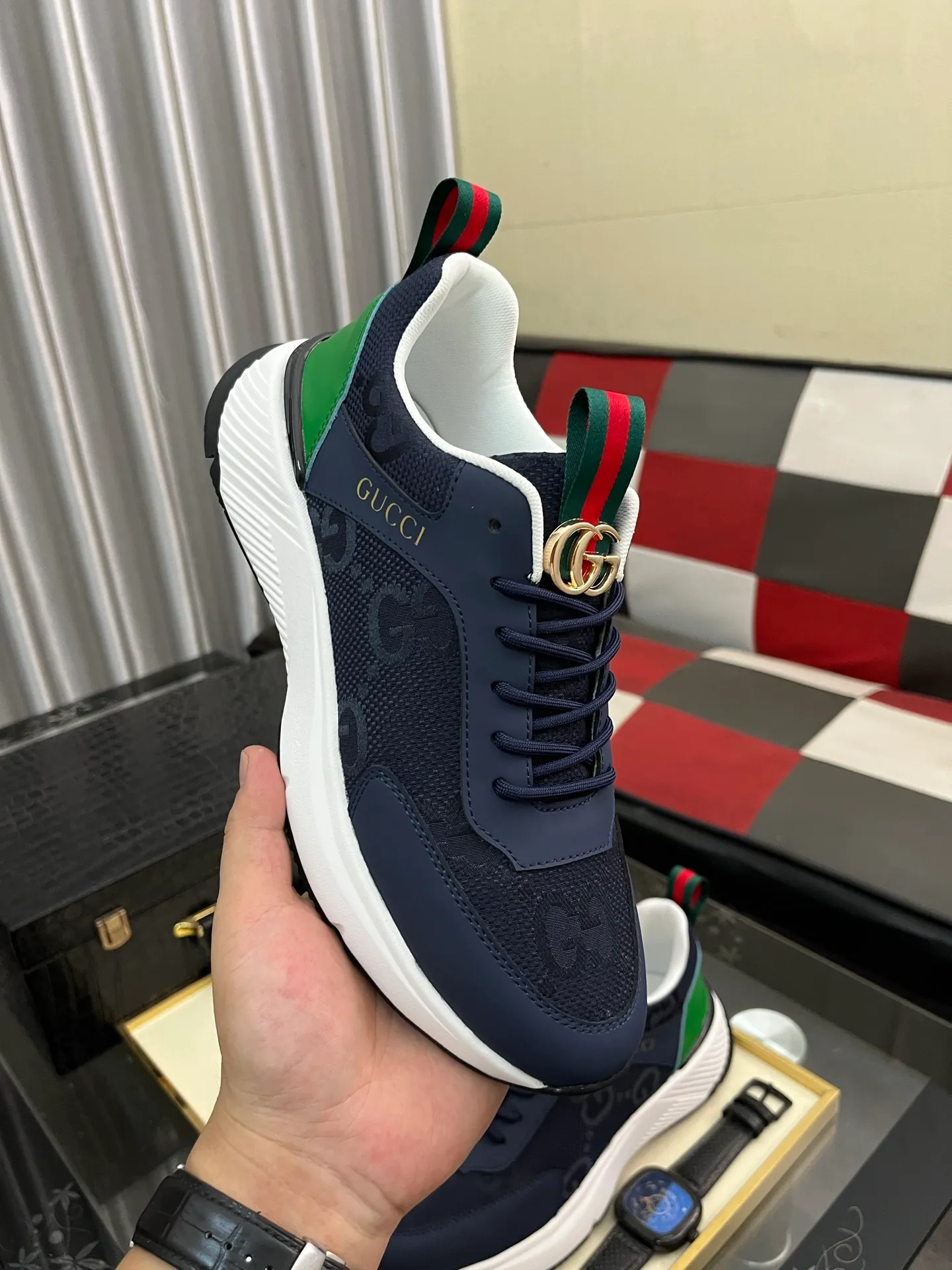 Men's Men's Shoes 💰458⌚️⌚️【GUCCI】Gucci men's latest white shoe series casual shoes! The official website is built 1:1. Upper: Made of imported cowhide, with electric embroidery ➕Inner lining: Made of high-quality first-layer pigskin, soft and comfortable. Picky material selection and exquisite workmanship give you the best enjoyment. Size: 38-443️⃣Colors available